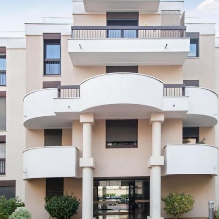 Studio Aristide - Welkeys Montrouge Exterior photo